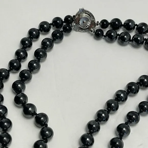 Vintage necklace double strand black glass beans - Picture 11 of 11